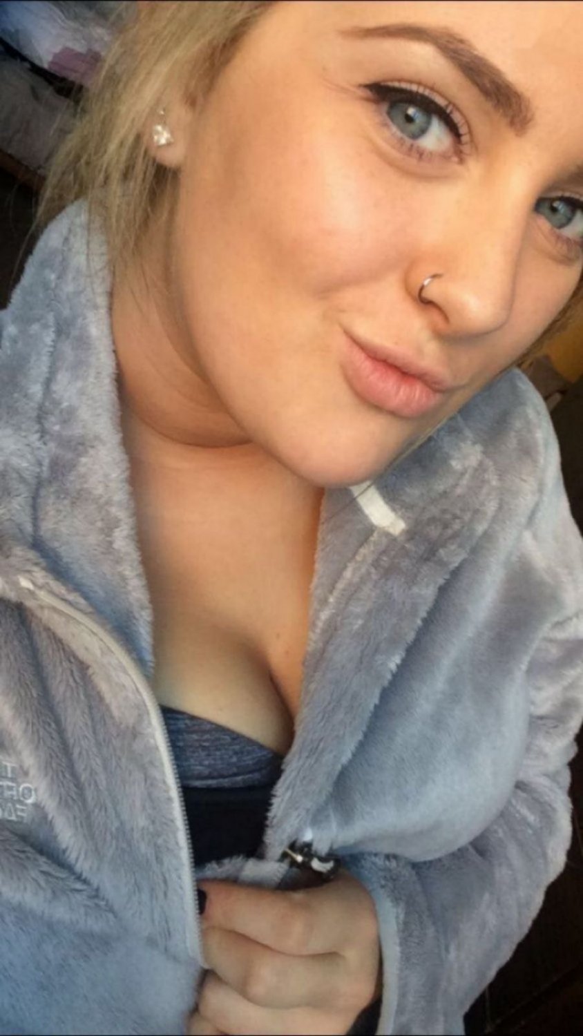 Raina, 26, webslut #R3zBpFsi