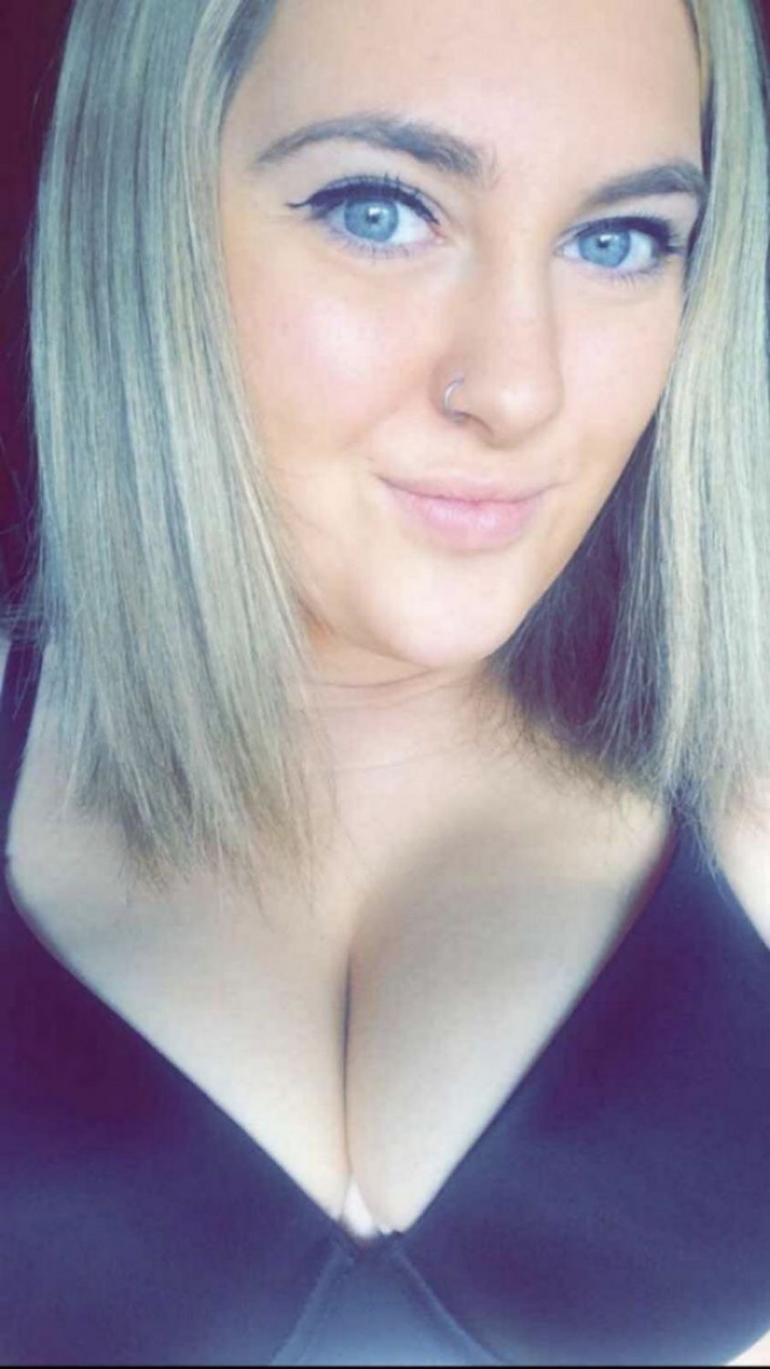 Raina, 26, webslut #xAJDVpb5