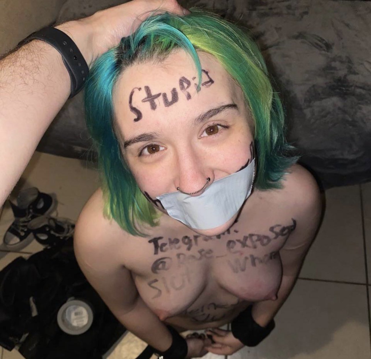 Cute slut likes it rough #2CI2XTVW