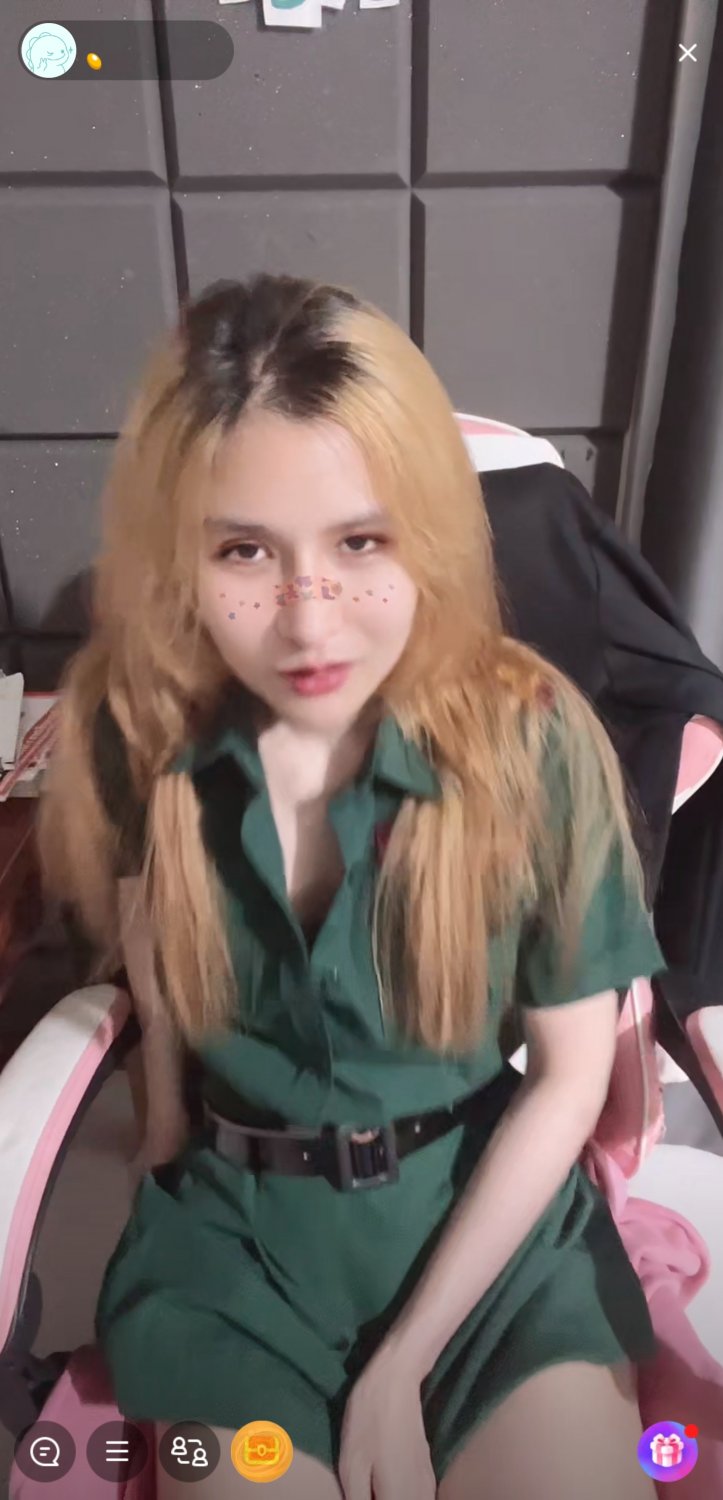 Screenshot_20240123_034949_BIGO LIVE #8CFobJs9