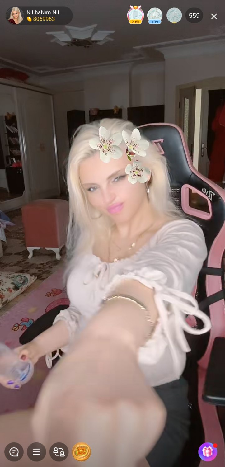 Screenshot_20240123_034949_BIGO LIVE #F3paFzvp