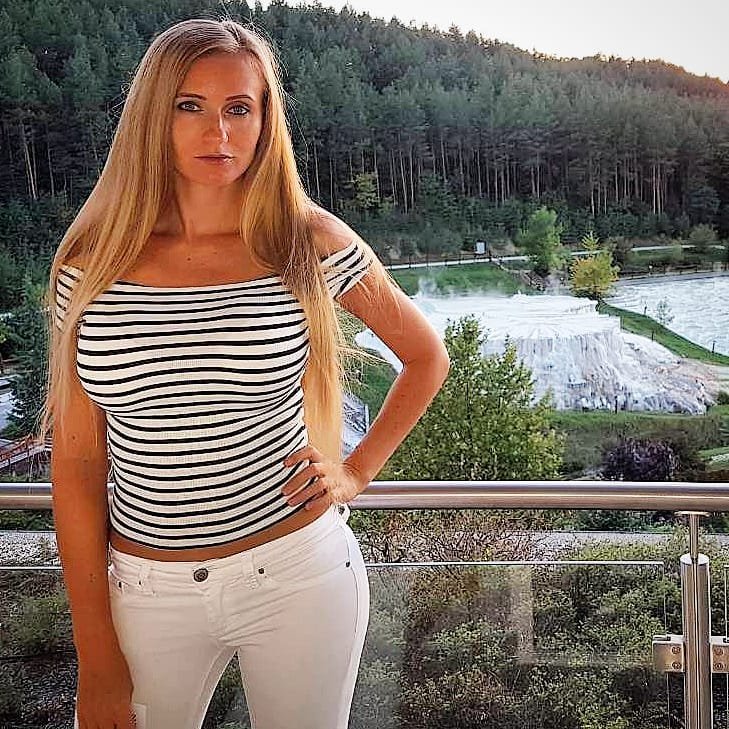 Gyöngyi Katona #5PMbRQ3W