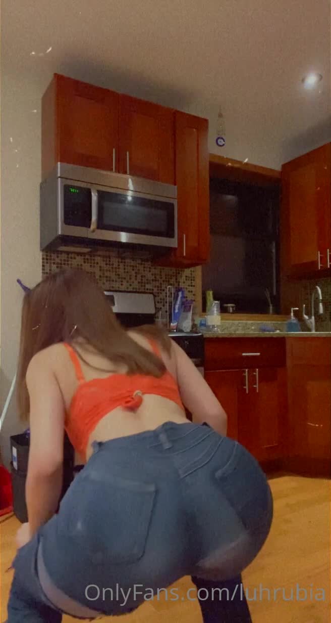 Nɐuᴉ - Porn Videos & Photos - EroMe