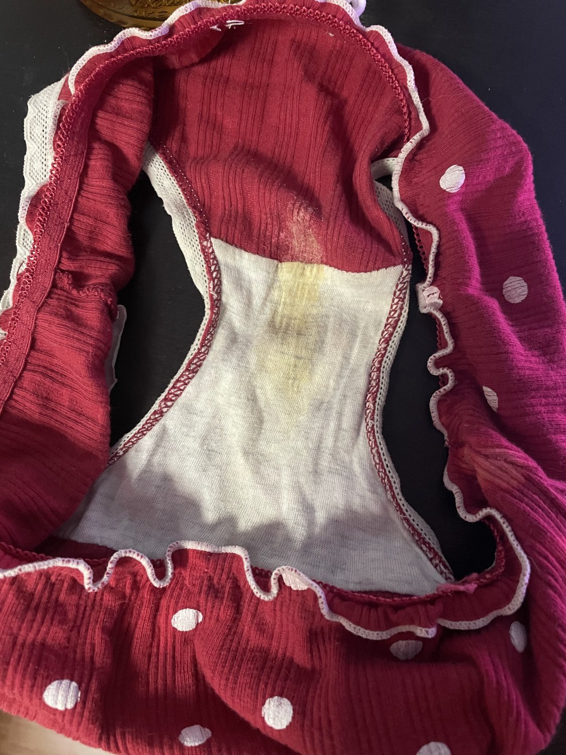 Friend's wife's red panties cumshot #IFfWhG2L
