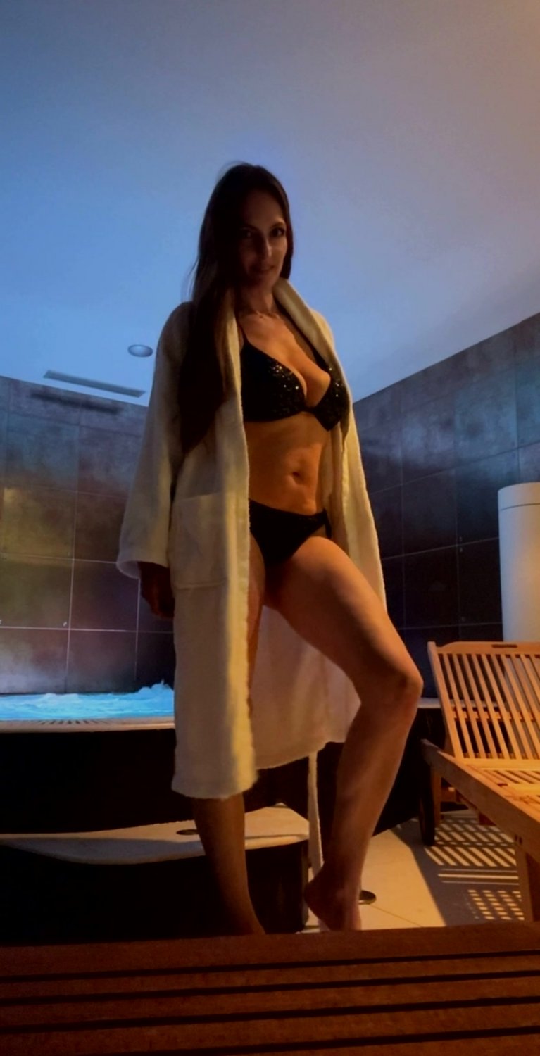 Let me give you an unforgettable night #Za0f0FRC