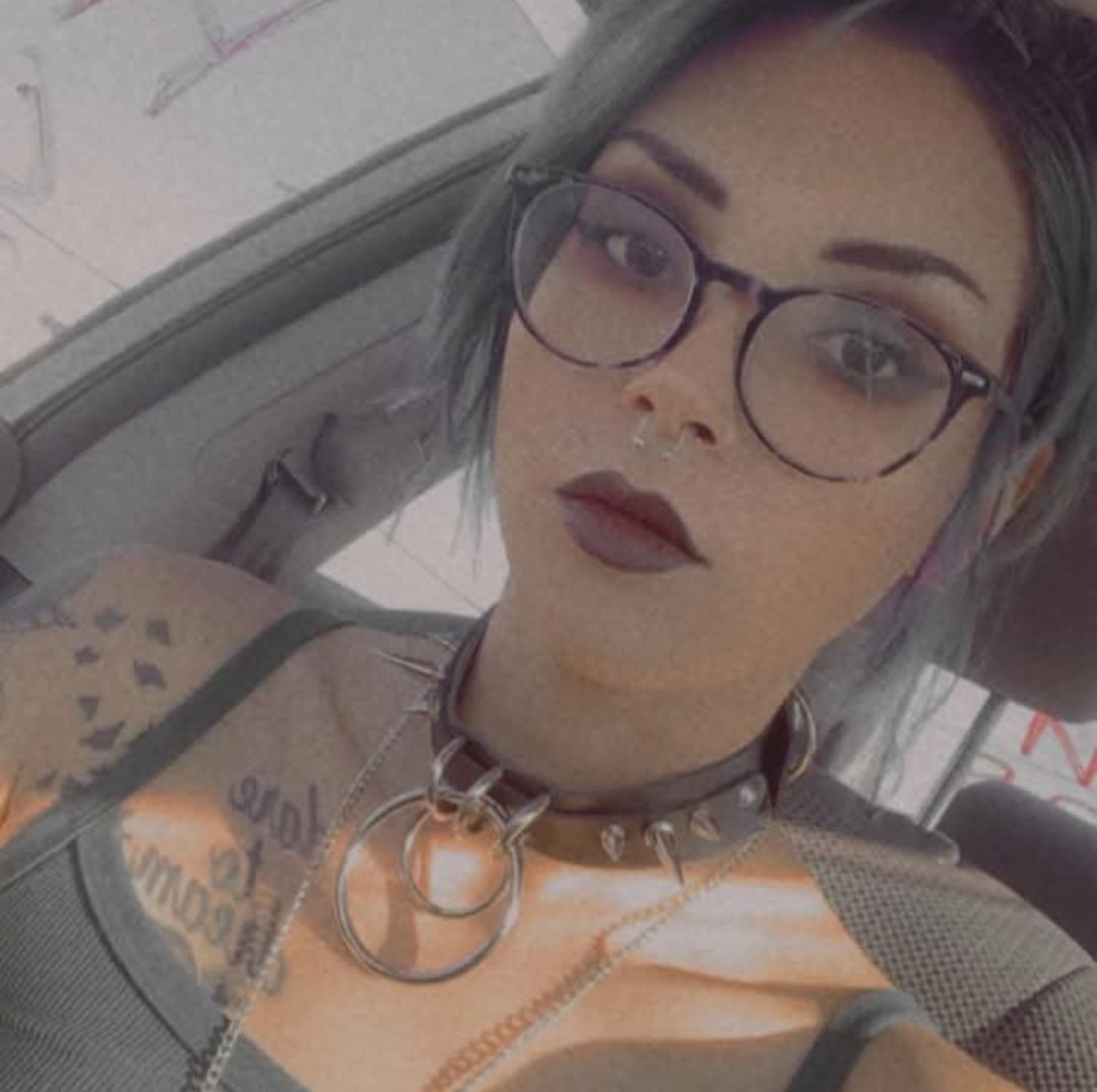 Hot and thot #wNEoJxCo